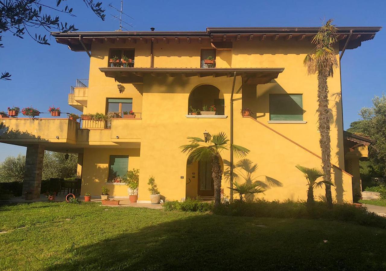 Villa Elena Appartamento In Villa Montinelle Dış mekan fotoğraf